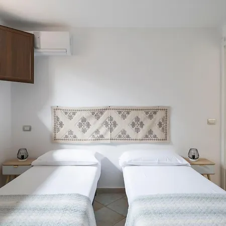 아파트 10' From The Sea, With Garden, Wifi & Ac *