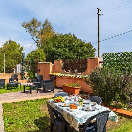 Appartement 10' From The Sea, With Garden, Wifi & Ac
