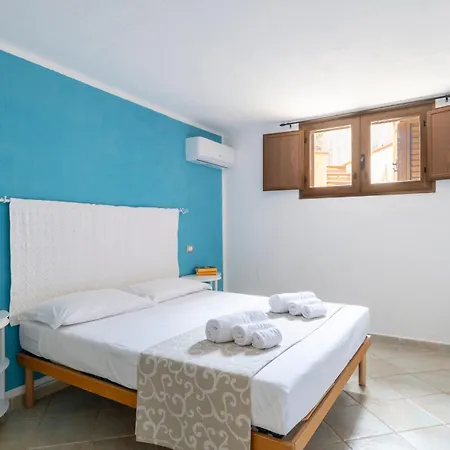 Apartment 10' From The Sea, With Garden, Wifi & Ac Tortolì